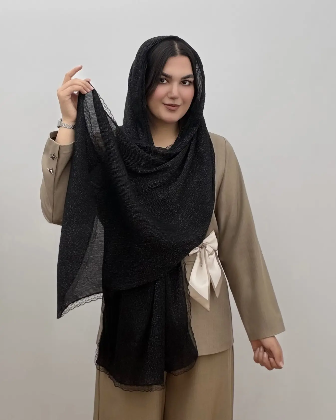 شال مشکی لمه دانتل دار